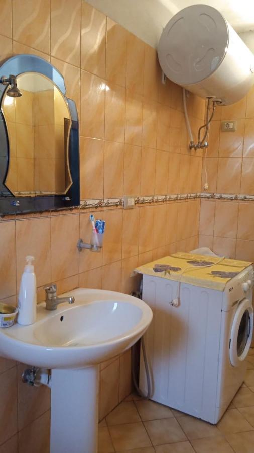 Vila Demo Vlore Bagian luar foto