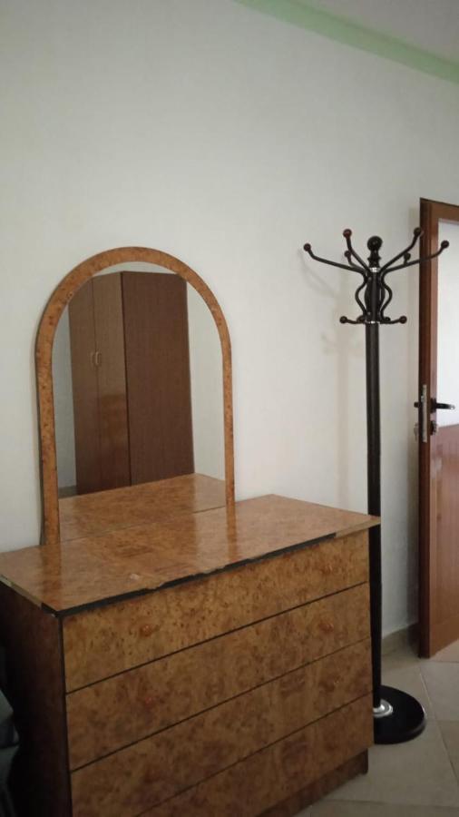 Vila Demo Vlore Bagian luar foto